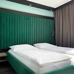 Design & Budget Schoenbrunn Wien
